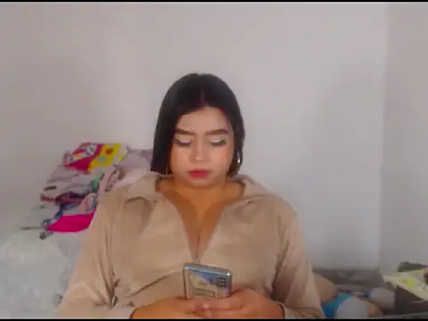 katrinawillff online show from 03-10-26, 06:18