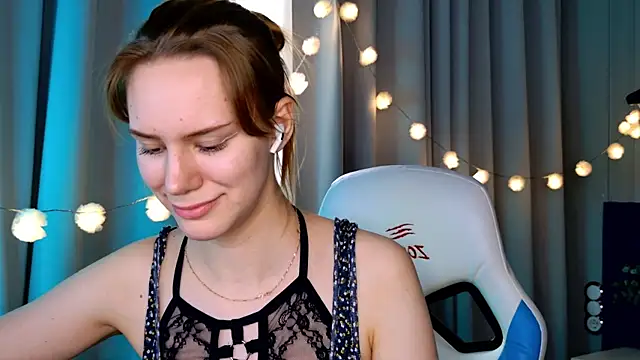 Ramona    online show from 03-07-25, 12:45