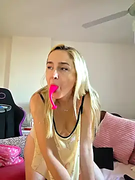 1Sweetnina online show from 12-16-25, 10:37