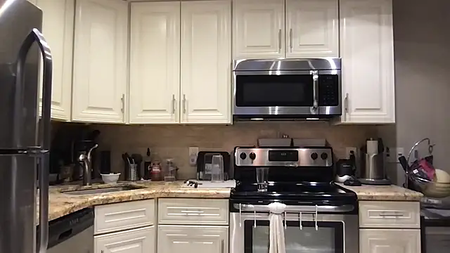 BigGuyMuscle online show from 09-15-25, 11:05