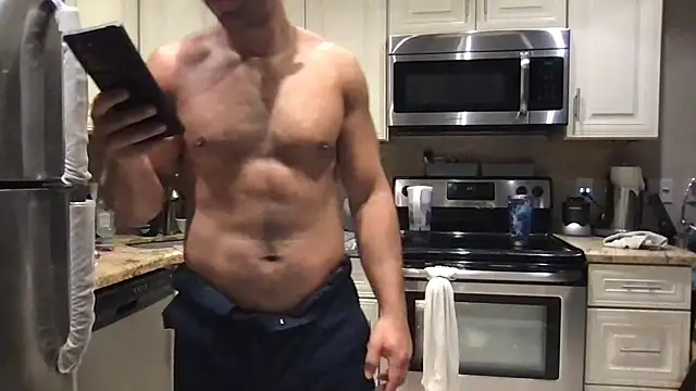 Snapshot of BigGuyMuscle chatting on 06-08-26, 01:28 BigGuyMuscle online show from 06-08-26, 01:28