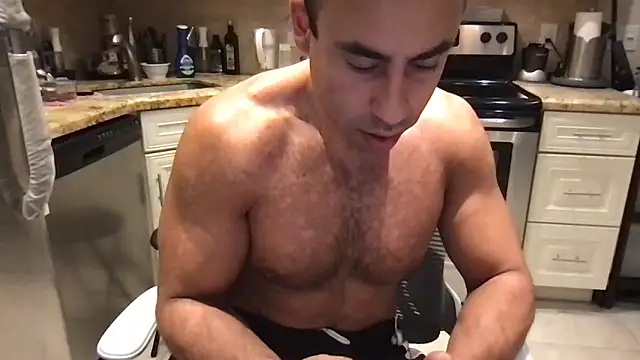 Snapshot of BigGuyMuscle chatting on 06-17-26, 10:28 BigGuyMuscle online show from 06-17-26, 10:28