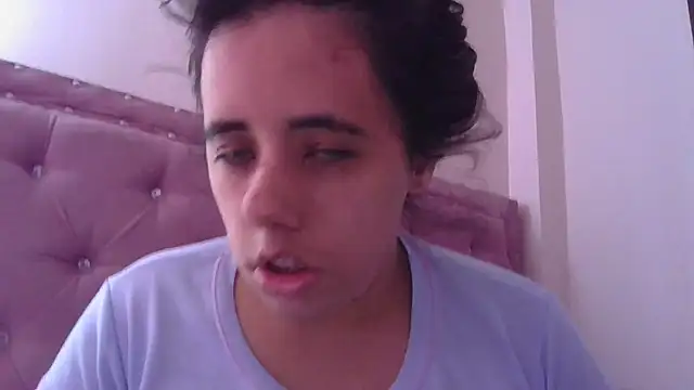 Snapshot of annarose19 chatting on 03-13-25, 08:00 annarose19 online show from 03-13-25, 08:00