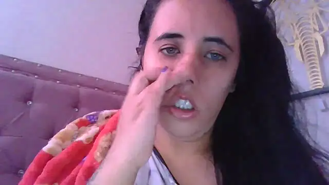 Snapshot of annarose19 chatting on 09-15-25, 09:26 annarose19 online show from 09-15-25, 09:26