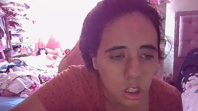 Snapshot of annarose19 chatting on 11-04-25, 07:35 annarose19 online show from 11-04-25, 07:35