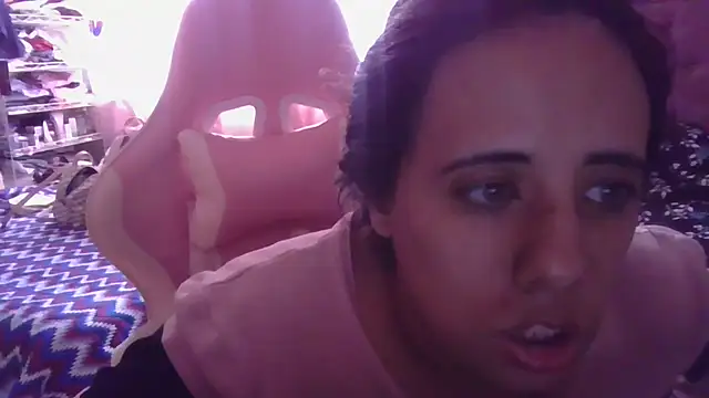 Snapshot of annarose19 chatting on 11-18-25, 09:08 annarose19 online show from 11-18-25, 09:08