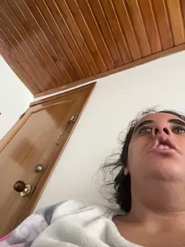 annarose19 online show from 04-10-26, 04:44