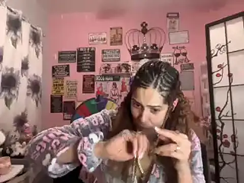 latinacubana online show from 01-23-25, 01:30