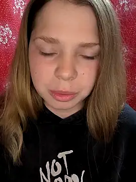 Zuli Kiska online show from 04-07-26, 07:25