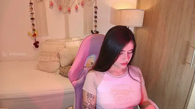 iriswest  online show from 02-04-26, 11:42