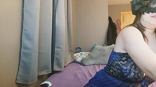 missteriousbelle online show from 12-16-24, 12:04