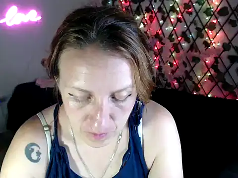 kittykalor09 online show from 05-21-26, 02:51