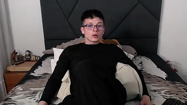 Snapshot of MathewCollin chatting on 01-24-25, 10:51 MathewCollin online show from 01-24-25, 10:51
