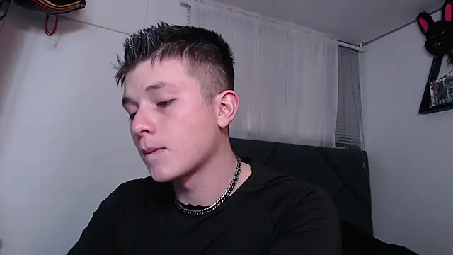 Snapshot of MathewCollin chatting on 01-09-26, 10:22 MathewCollin online show from 01-09-26, 10:22