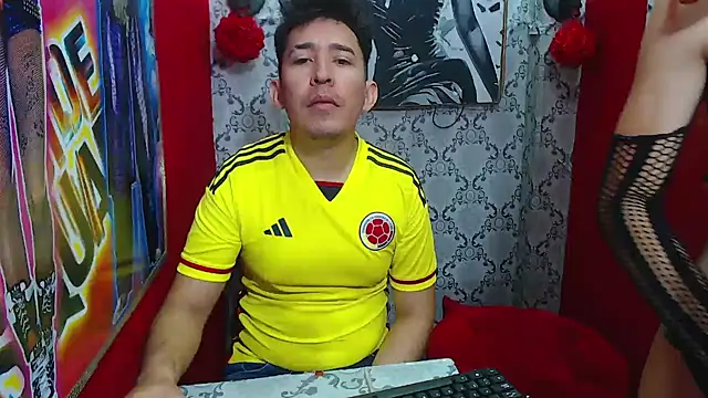 Snapshot of shannentrans chatting on 02-04-25, 03:15 shannentrans online show from 02-04-25, 03:15