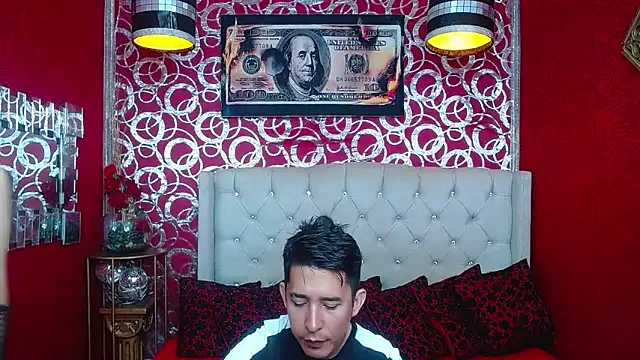 Snapshot of shannentrans chatting on 03-18-25, 06:59 shannentrans online show from 03-18-25, 06:59