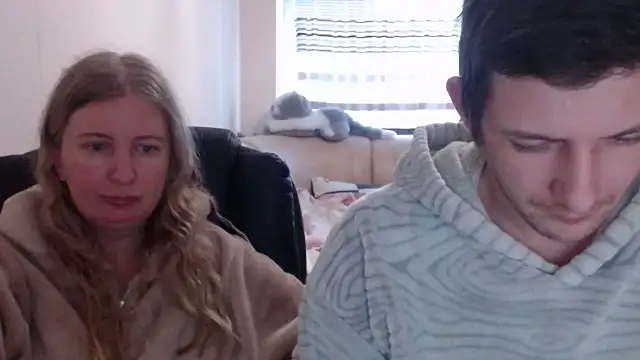 PeterAndJen online show from 02-26-25, 04:56