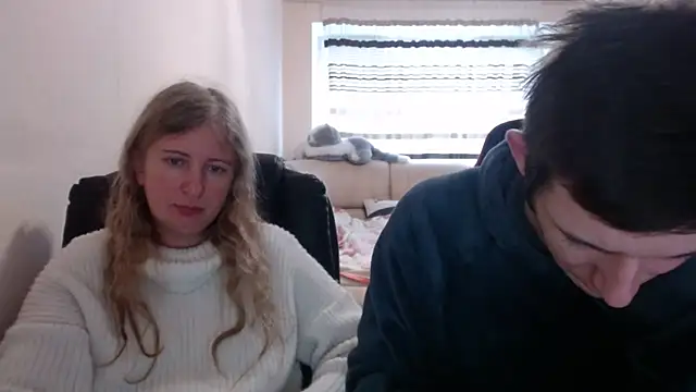 PeterAndJen online show from 02-28-25, 07:35