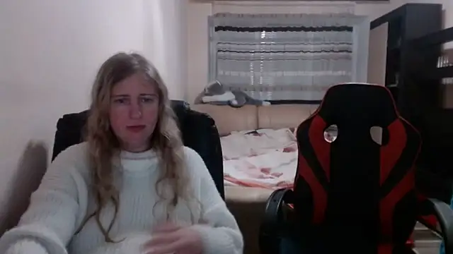 PeterAndJen online show from 03-02-25, 07:32
