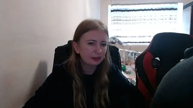 PeterAndJen online show from 10-28-25, 07:12