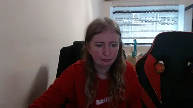 PeterAndJen online show from 11-29-25, 08:39