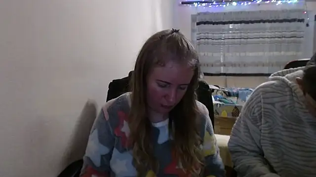 PeterAndJen online show from 12-21-25, 07:32