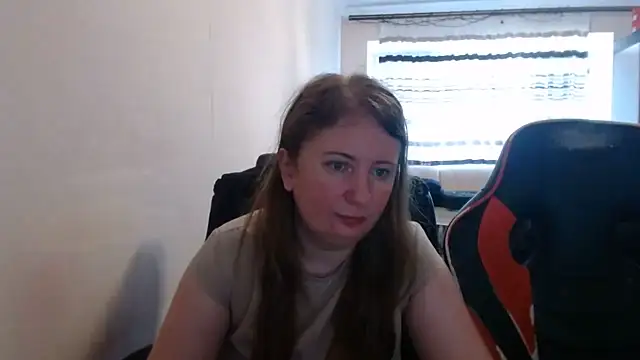 PeterAndJen online show from 07-25-26, 06:00