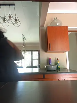 Snapshot of Sexy-Bubbles chatting on 10-27-25, 09:13 Sexy-Bubbles online show from 10-27-25, 09:13