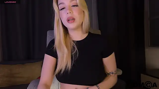 ariashaa online show from 03-25-26, 04:02