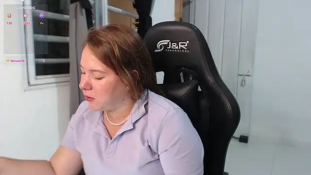 Snapshot of tamy_shine87 chatting on 12-18-25, 11:55 tamy shine87 online show from 12-18-25, 11:55