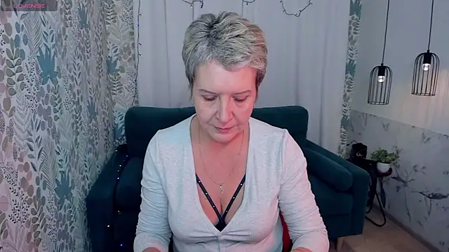 Snapshot of KathySunn chatting on 01-03-25, 04:37 KathySunn online show from 01-03-25, 04:37