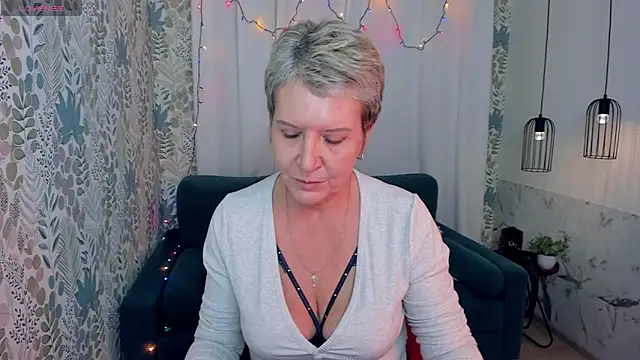 Snapshot of KathySunn chatting on 01-03-25, 07:39 KathySunn online show from 01-03-25, 07:39