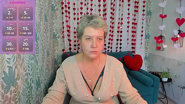 Snapshot of KathySunn chatting on 02-13-25, 01:26 KathySunn online show from 02-13-25, 01:26