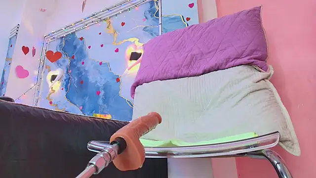 lorrayne  online show from 02-25-26, 12:26