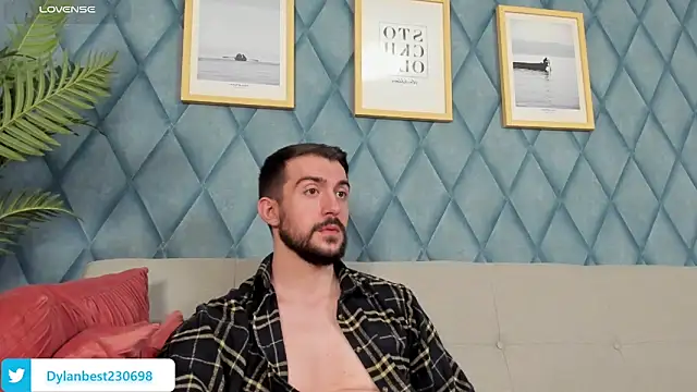 Snapshot of Dylan_Best chatting on 06-19-26, 12:59 Dylan Best online show from 06-19-26, 12:59