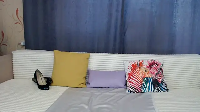 Snapshot of Emilyzest777 chatting on 02-03-25, 05:40 Emilyzest777 online show from 02-03-25, 05:40