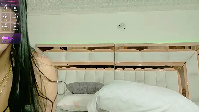 im yours 01 online show from 10-28-25, 02:04