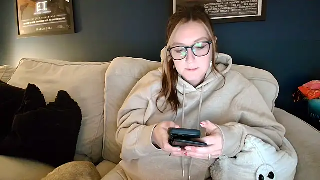 short sweetpea online show from 02-03-26, 04:23