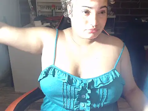 Hilarybunnyy online show from 12-02-25, 03:56