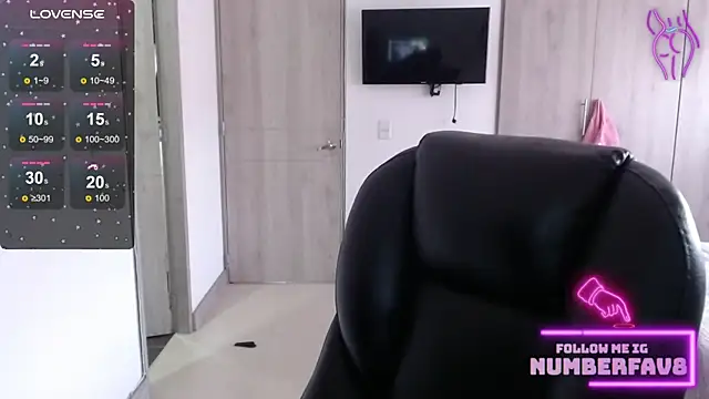 Snapshot of numberfav8 chatting on 01-06-25, 10:26 numberfav8 online show from 01-06-25, 10:26