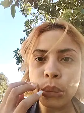 isexynara online show from 04-09-26, 08:14