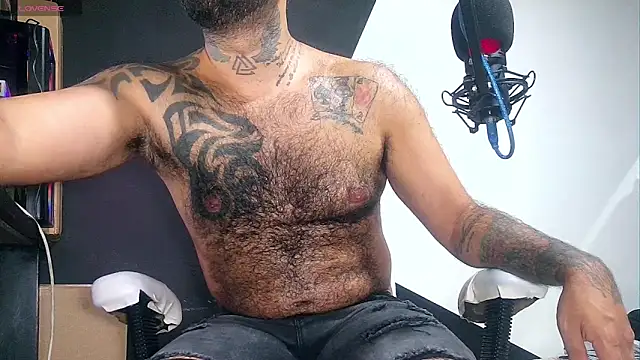 TeddyGominola  online show from 11-12-25, 07:35