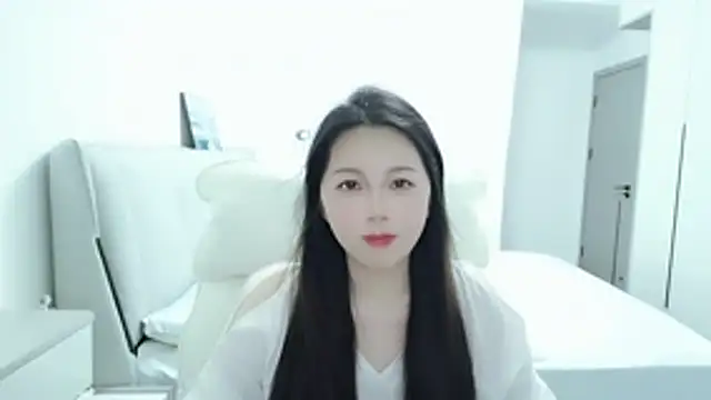Snapshot of Sunset_glow chatting on 05-26-26, 03:30 Sunset glow online show from 05-26-26, 03:30