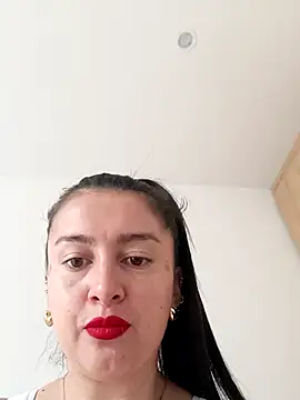 Cherry 1992 online show from 05-19-26, 03:29