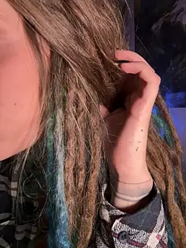 MenaDreadfull online show from 11-14-25, 06:34