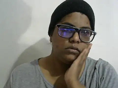 Sultryindianx100 online show from 04-21-26, 06:09