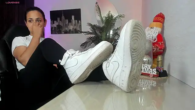 Amaia Bushida online show from 11-25-25, 02:11