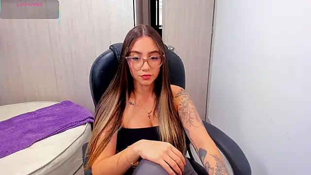 StacyConner online show from 03-31-26, 01:07