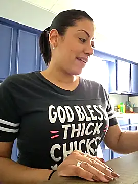 Snapshot of Nikkierosee chatting on 03-07-26, 03:53 Nikkierosee online show from 03-07-26, 03:53