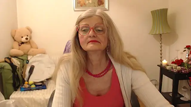 Snapshot of BlairFort chatting on 02-28-25, 07:46 BlairFort online show from 02-28-25, 07:46